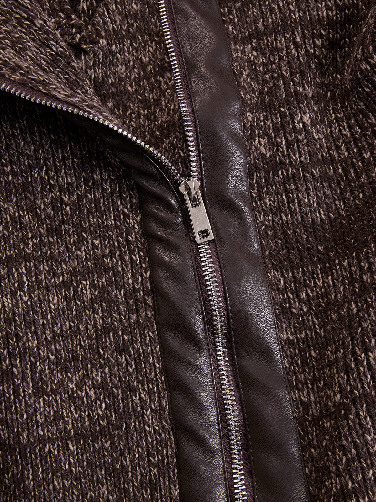 Chaqueta Punto Marrón Cremallera Asimétrica