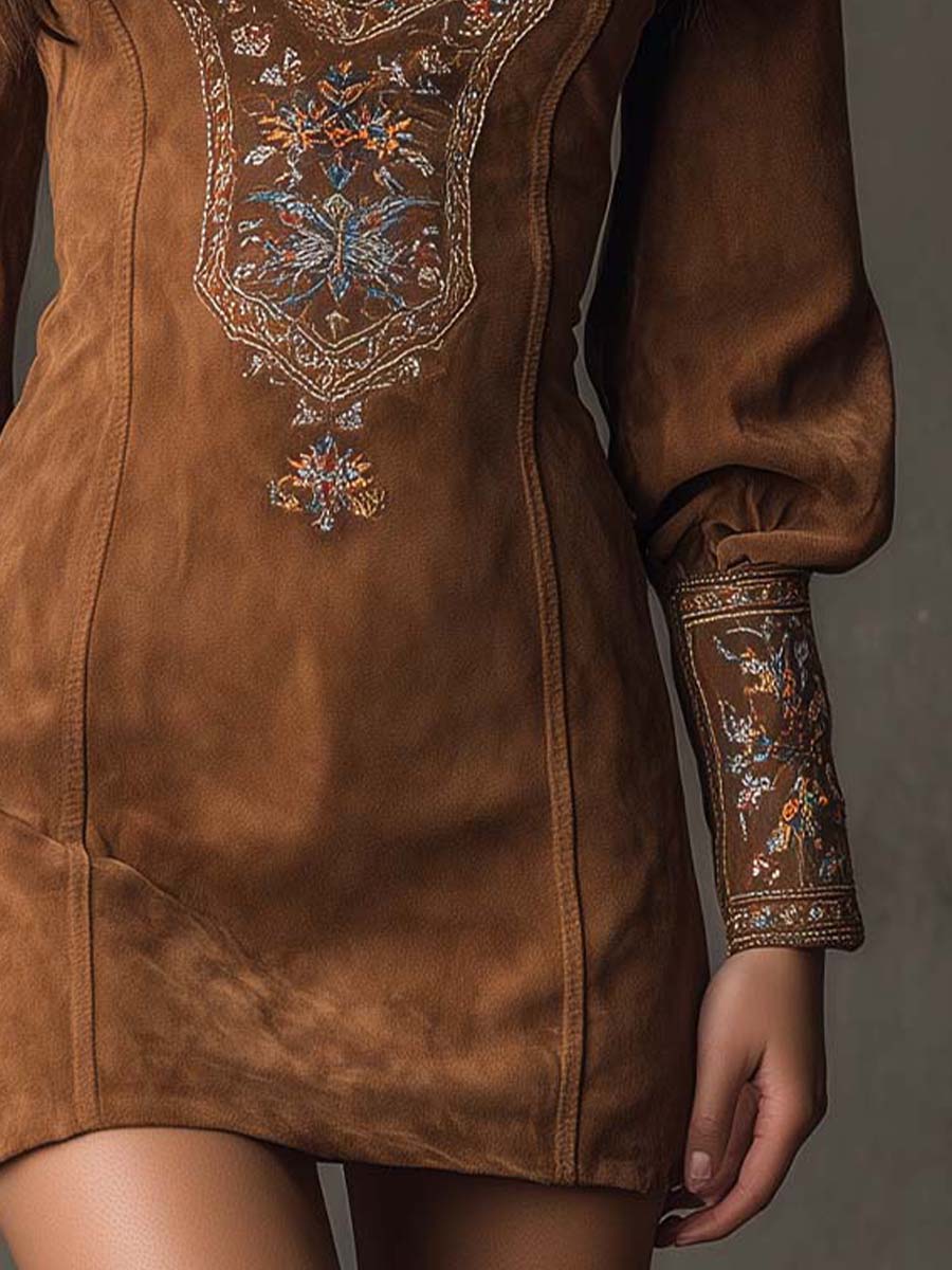 Vestido Mini Ante Caramelo Bordado Mangas Largas