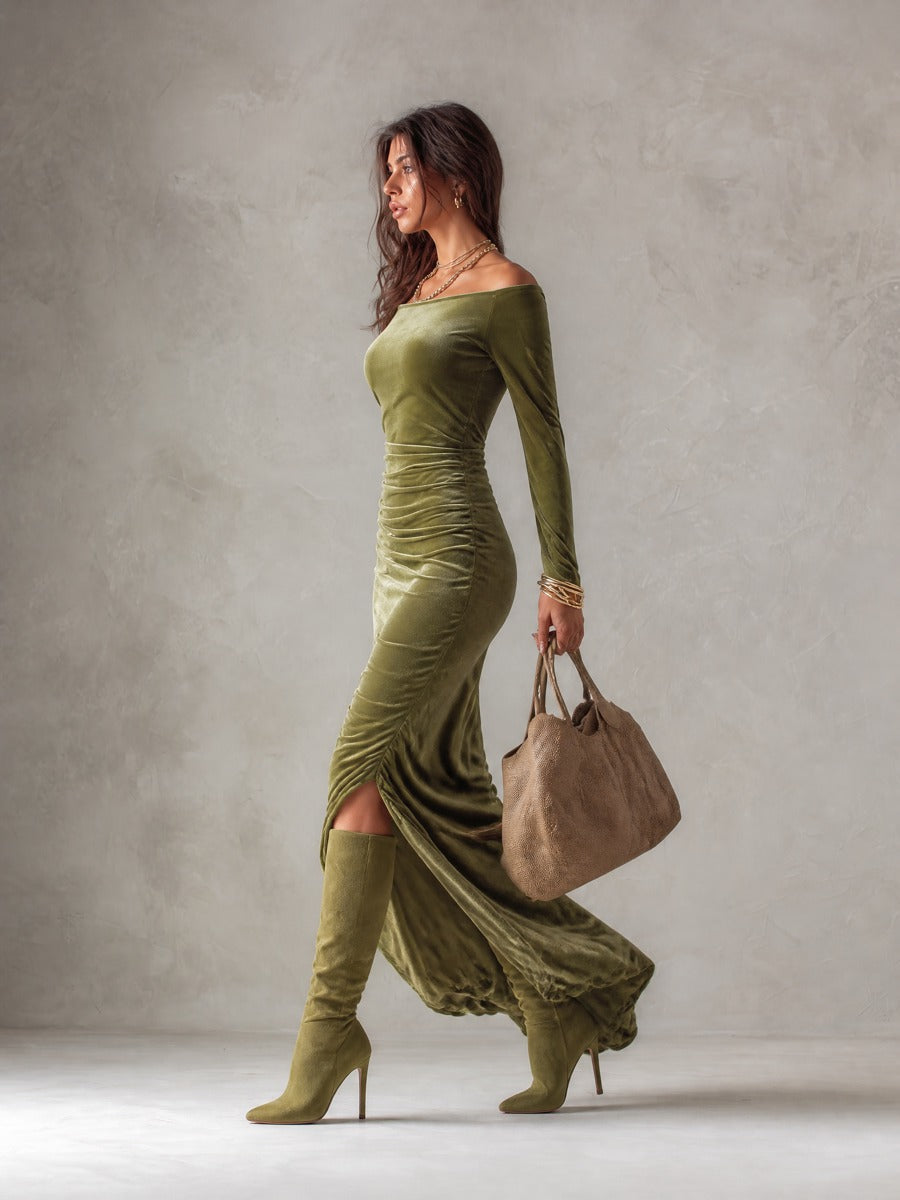 Vestido Maxi Verde Oliva Terciopelo Hombros Descubiertos