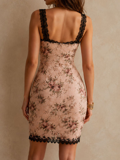 Vestido Mini Rosa Floral Ribete Encaje Negro
