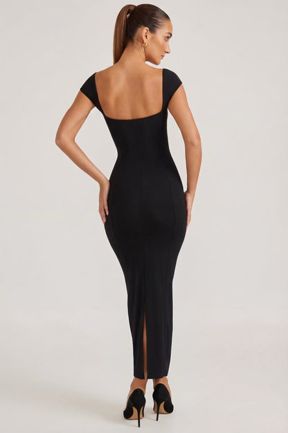 Vestido Sorelle Largo Negro Con Escote Corazón