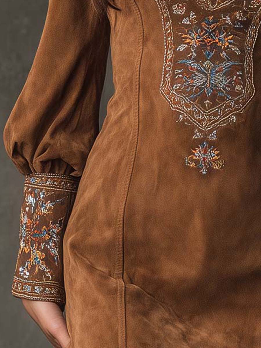 Vestido Mini Ante Caramelo Bordado Mangas Largas